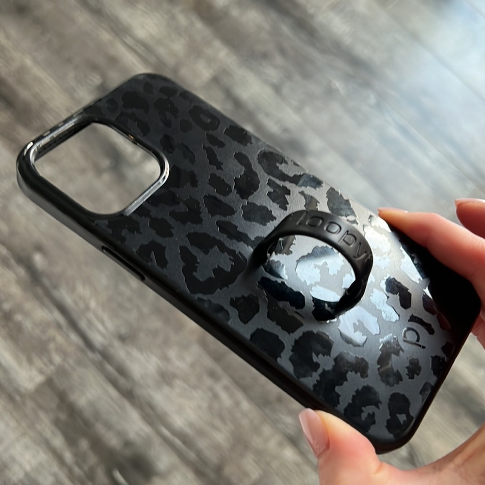 iPhone 12 Pro Max Loopy